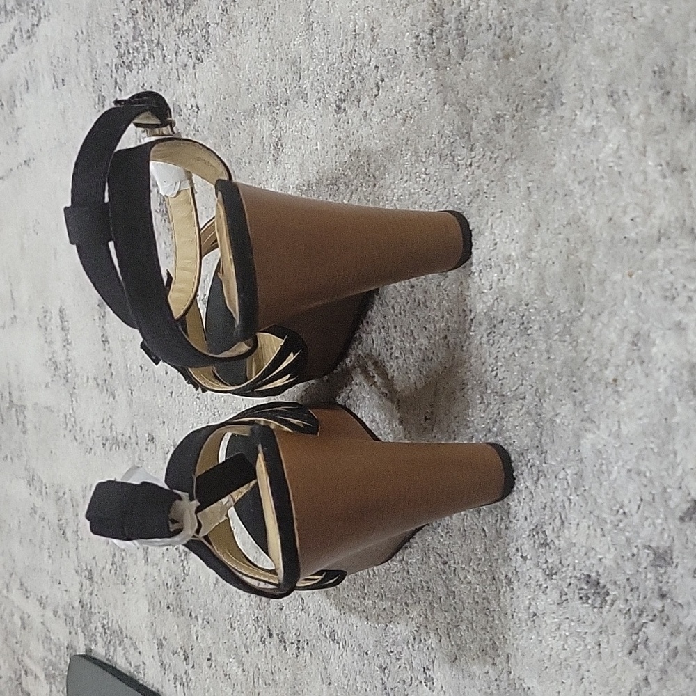Black Wedge Sandals - Picture 3 of 5